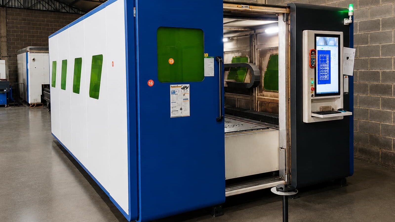 Máquina de corte a laser de grande porte